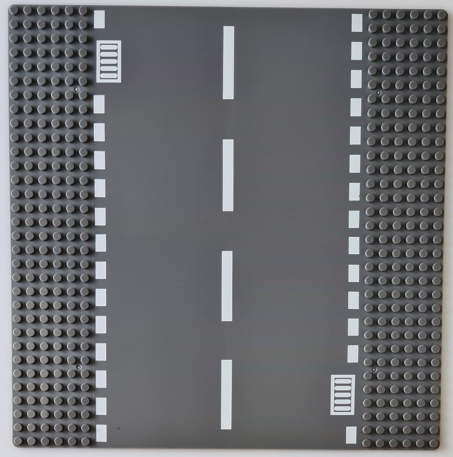 BASEPLATE 32x32 Studs Road Straight Generic