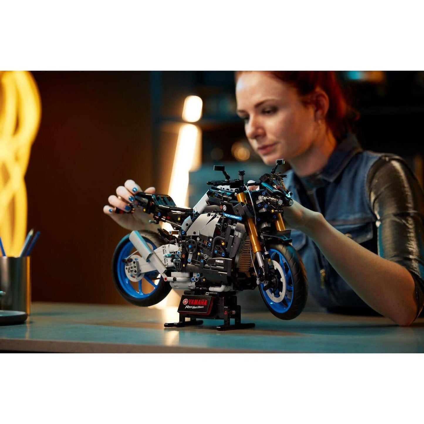 LEGO 42159 Yamaha MT-10 SP - Technic