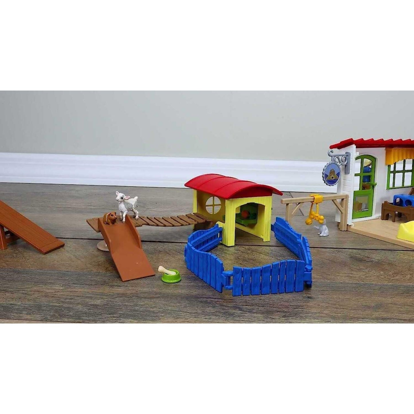 Schleich - Pet Hotel Animal Playset