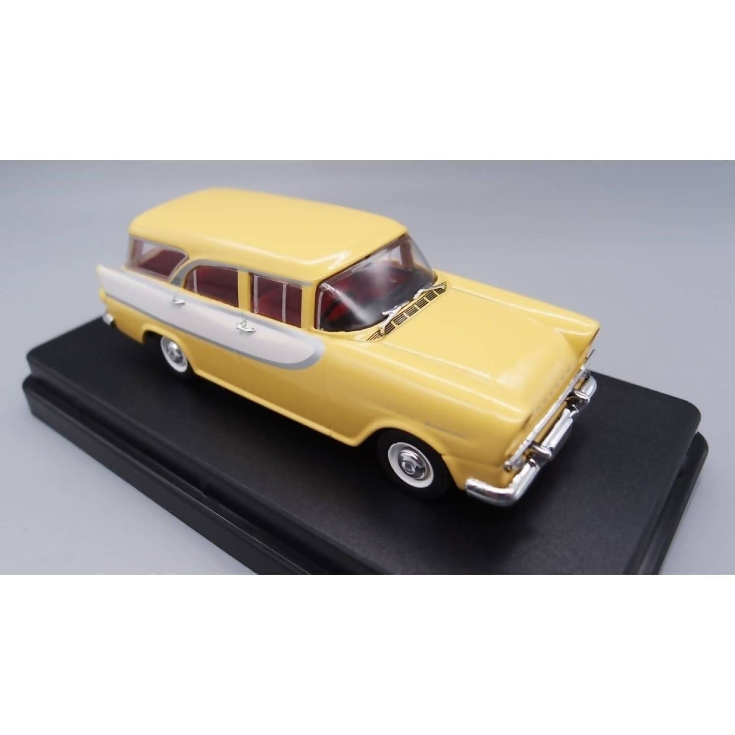 DDA Collectibles 1:43 Scale - 1960 FB Holden Station Wagon - - Diecast Model