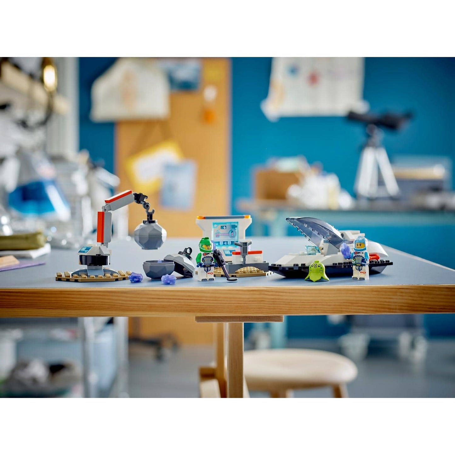 LEGO 60429 Spaceship and Asteroid Discovery - City 4+