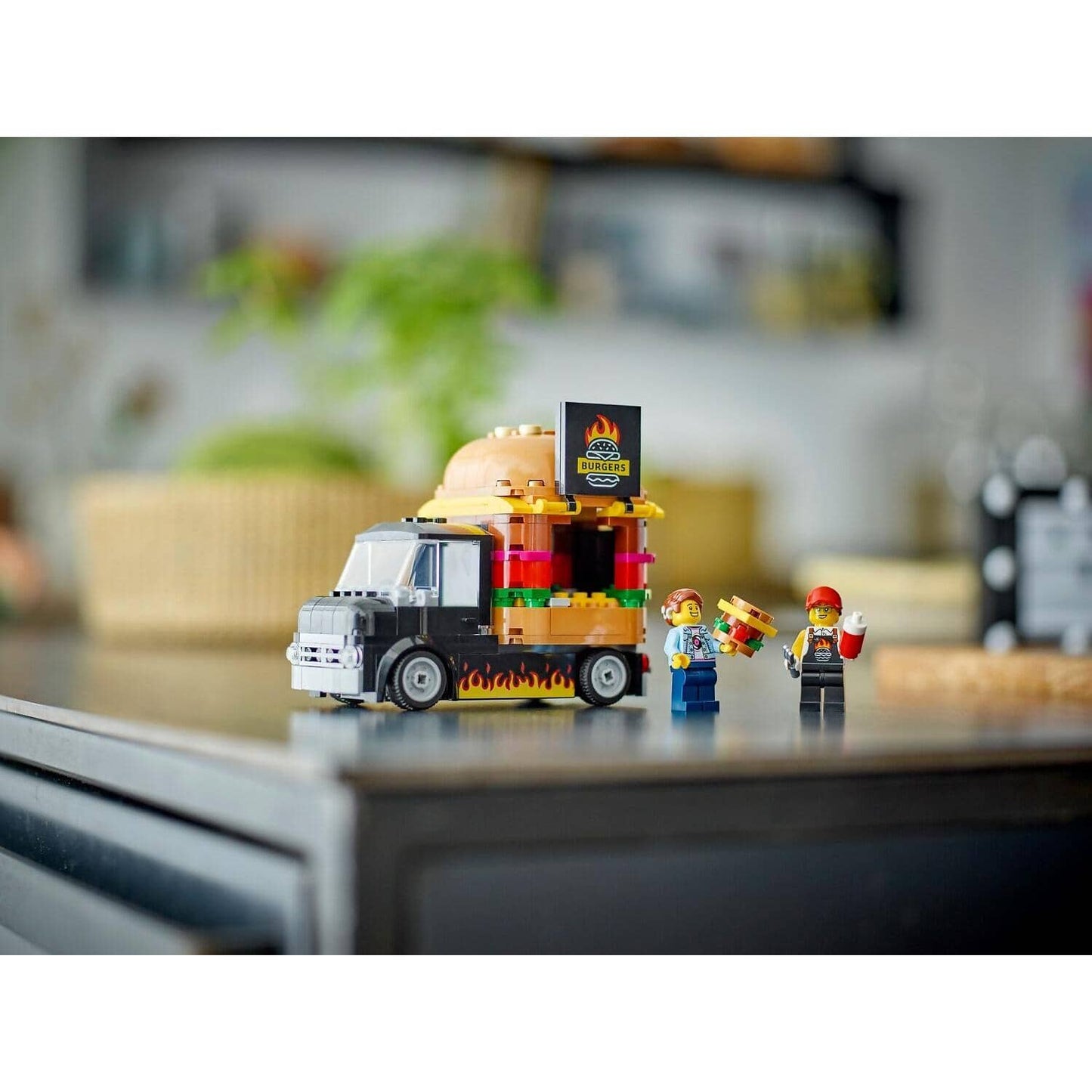 LEGO 60404 Burger Truck - City