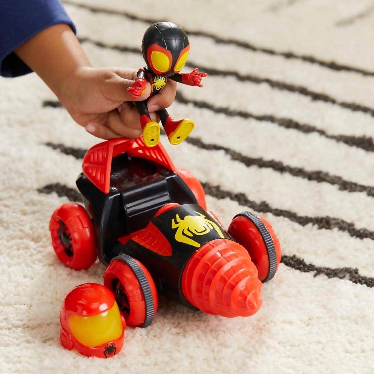 Marvel - Spidey And His Amazing Friends Web-spinners Miles With Drill Spinner Toy Car - Hasbro