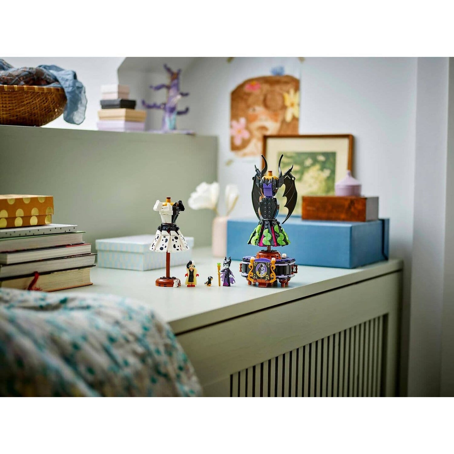 LEGO 43262 Maleficent's and Cruella De Vil's Dresses - Disney