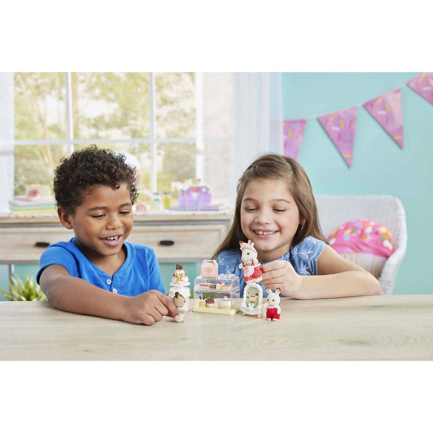 Sylvanian Families - Village Cake Shop Starter Set Animal Doll Playset