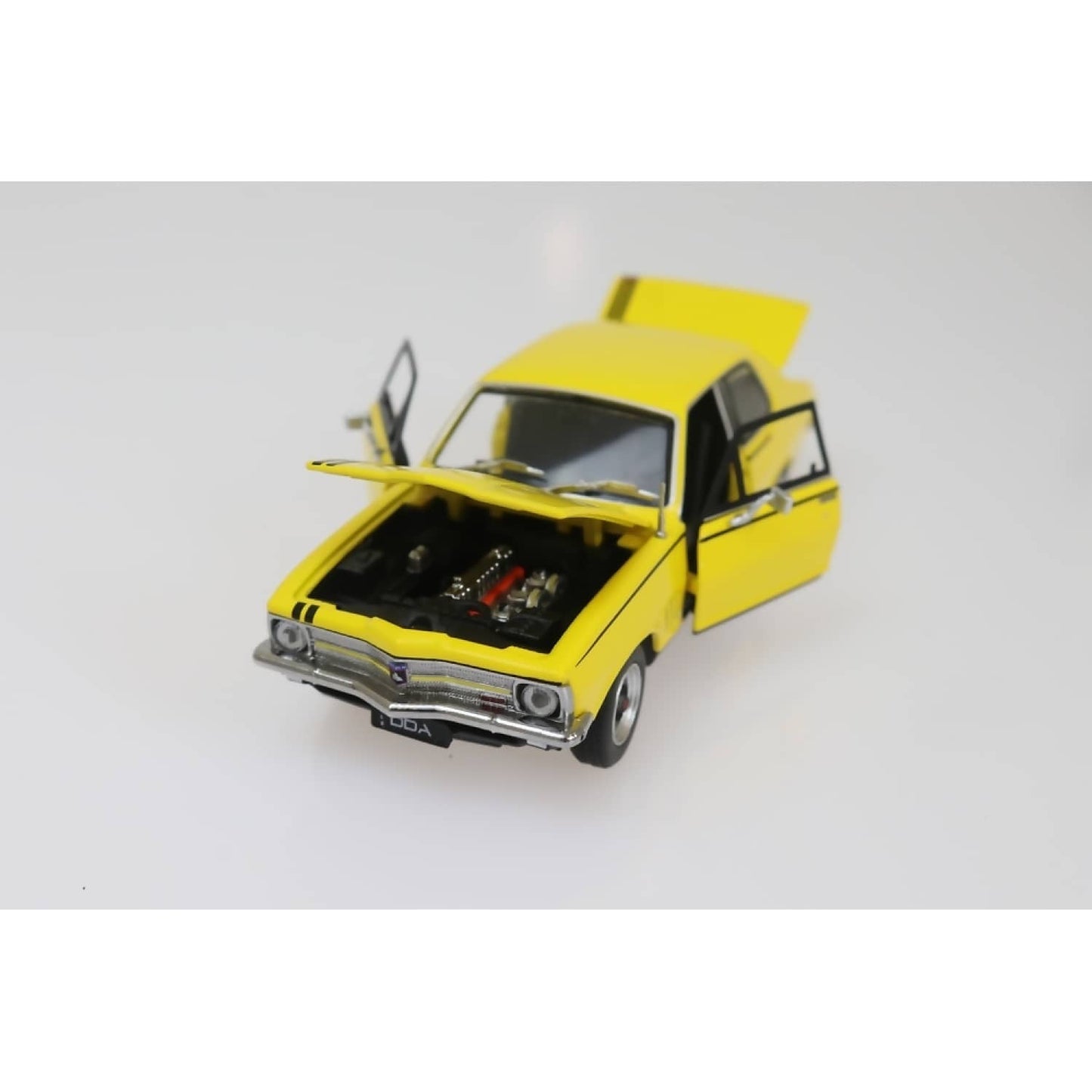 DDA Collectibles 1:32 Scale - Yellow LC GTR Holden Torana - Diecast Model
