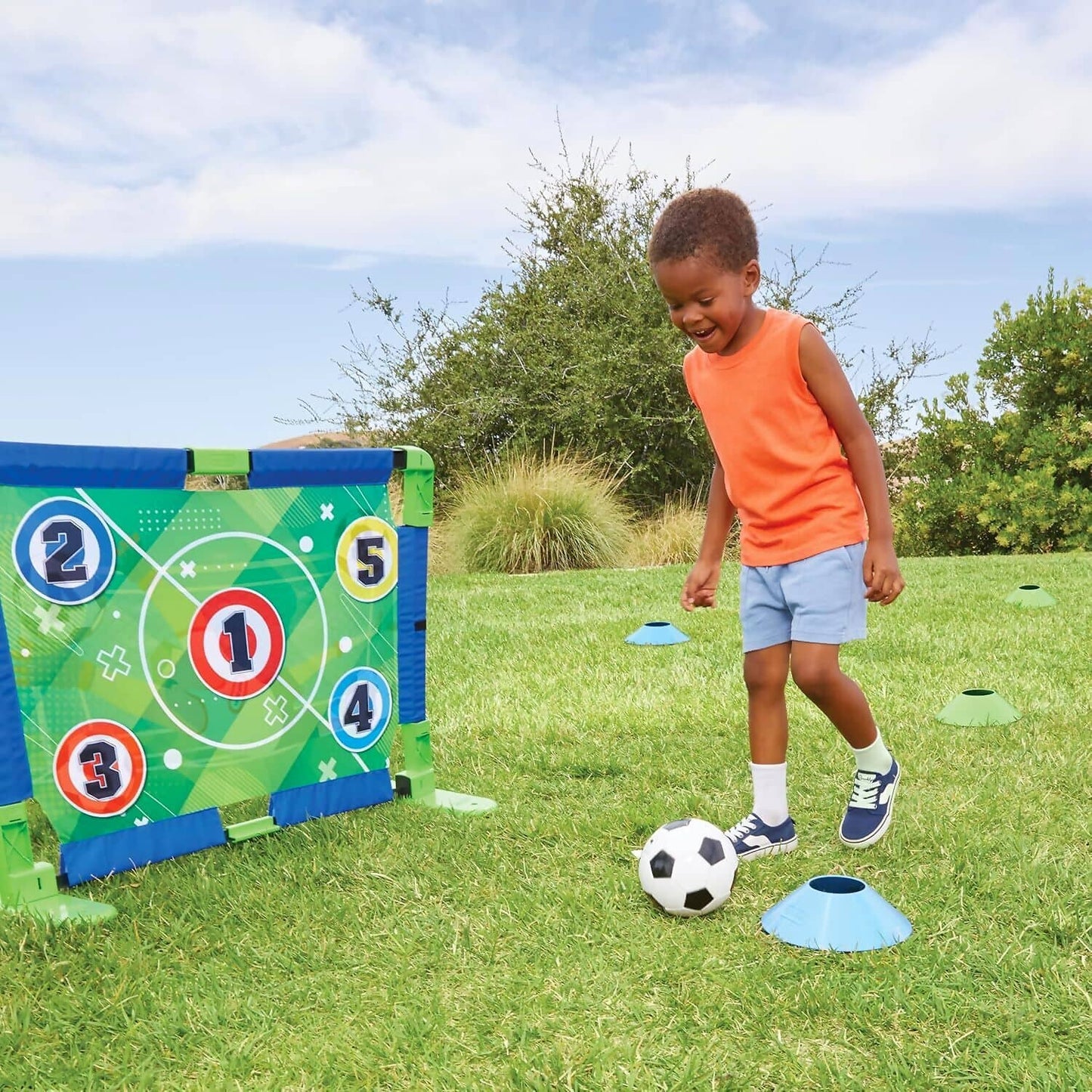 Little Tikes - TotSports Soccer Trainer