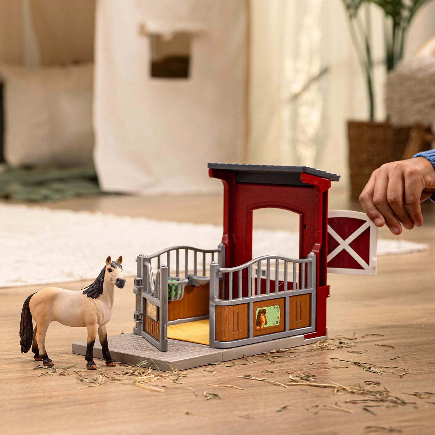 Schleich - Pony Box with Mustang Mare