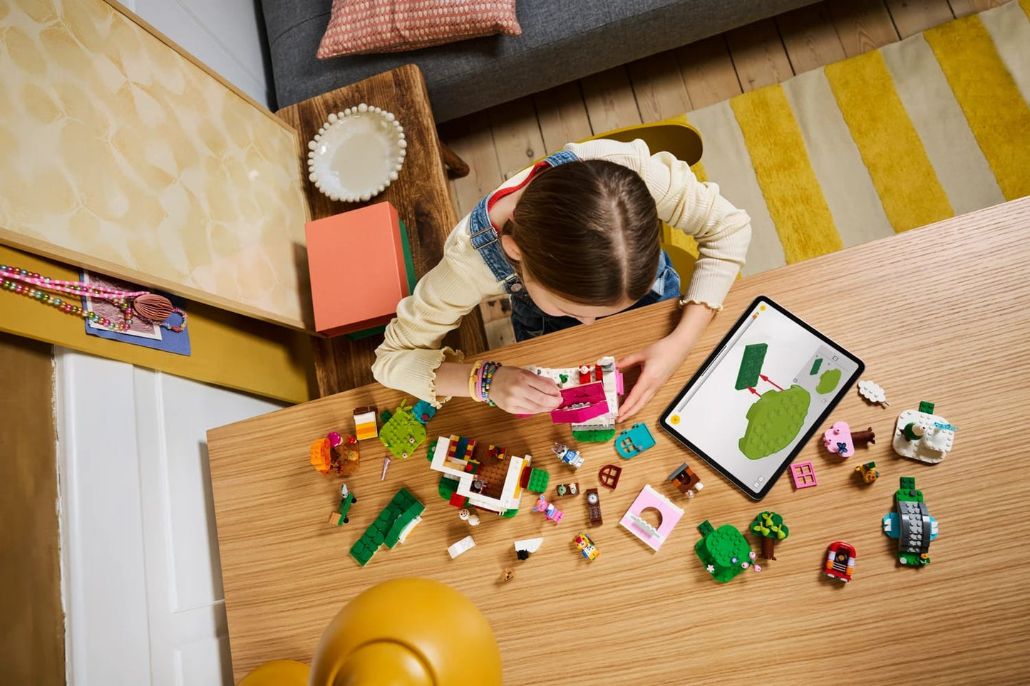 LEGO 77057 Creative Houses: Seasons of Fun - Animal Crossing