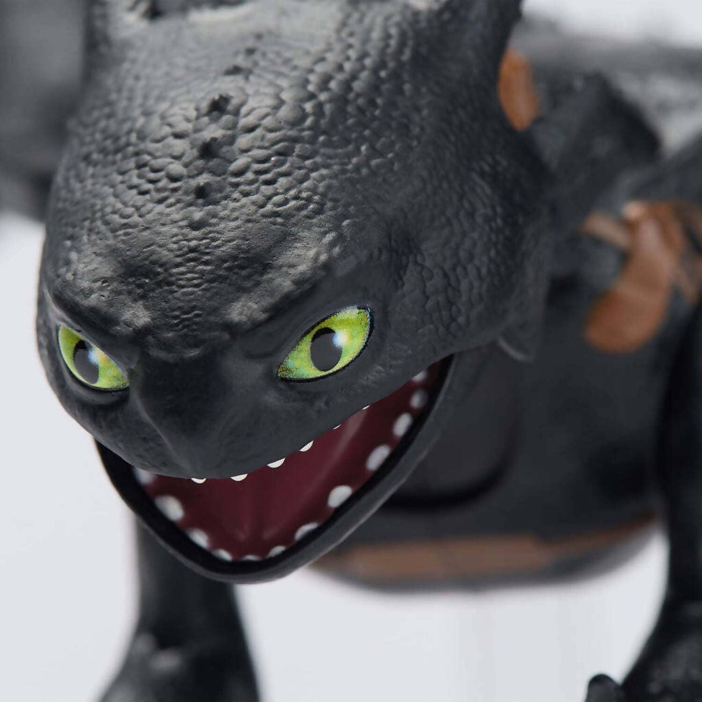 Dreamworks - How To Train Your Dragon Ultimate Plasma Blast Toothless Figure