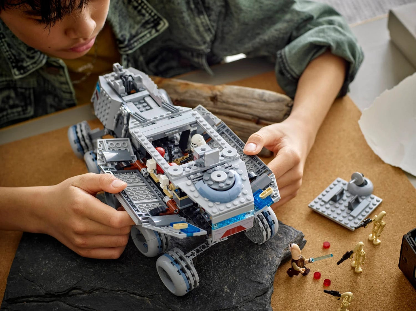 LEGO 75413 Republic Juggernaut - Star Wars