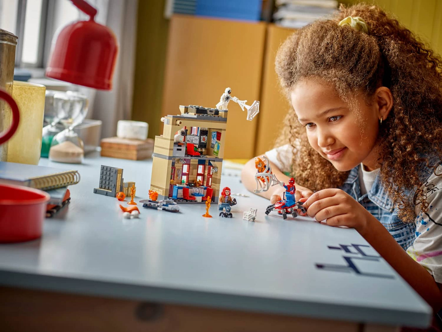 LEGO 76317 Peter Parker’s Apartment - Marvel Super Heroes