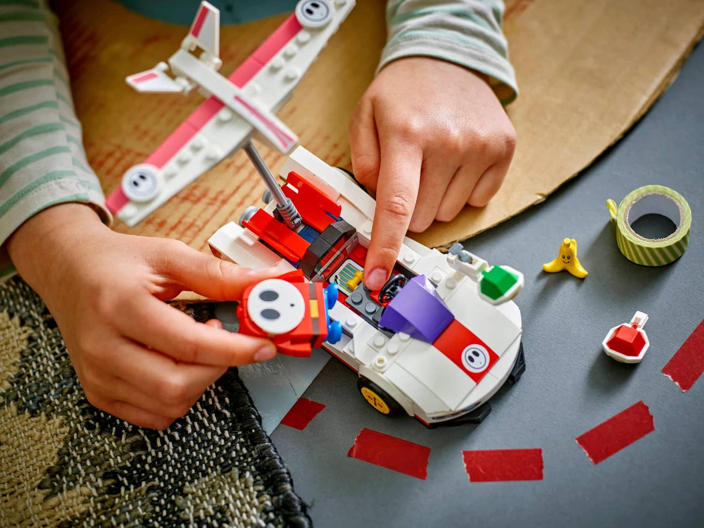 LEGO 72045 Mario Kart™ – Shy Guy & P-Wing - Super Mario