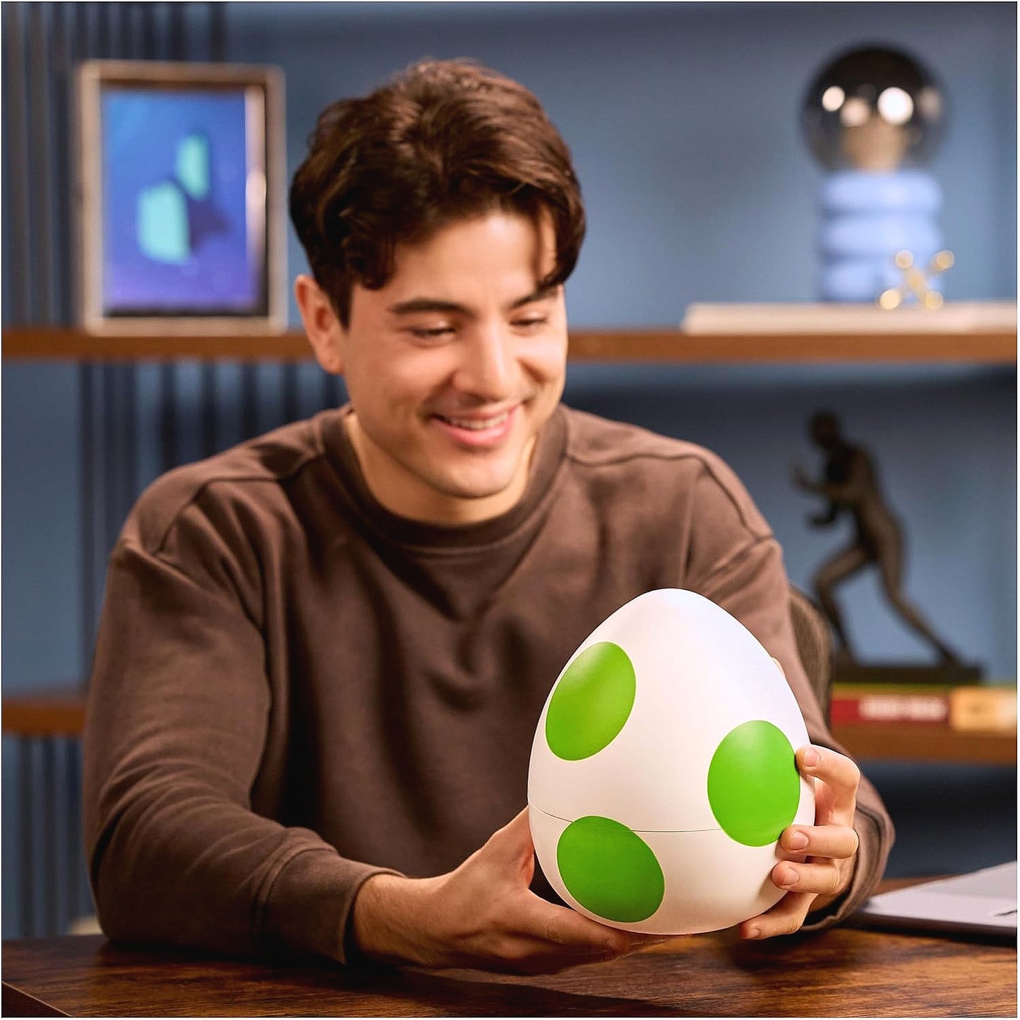 Super Mario - Galaxy Movie Hatchin’ Yoshi Egg Interactive Toy - Spin Master