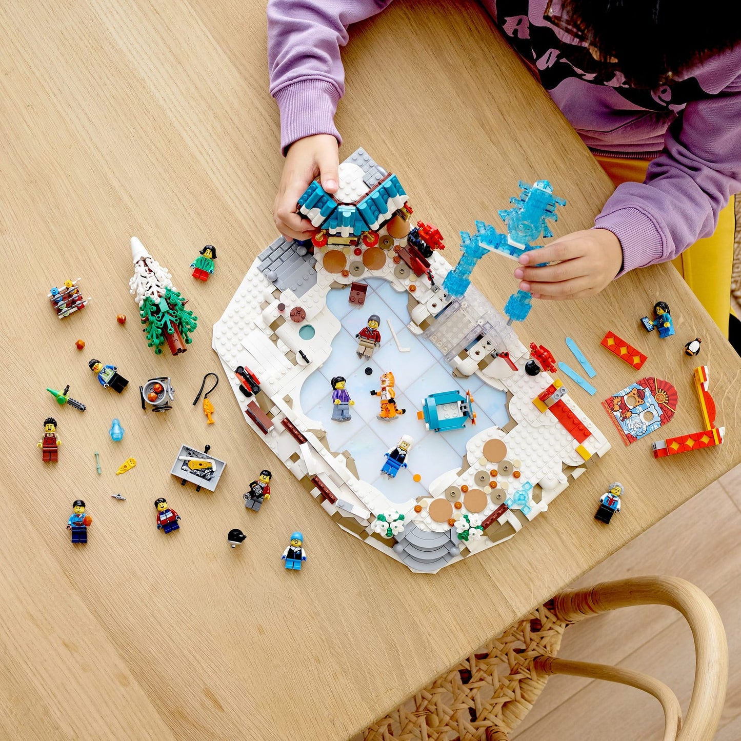 LEGO 80109 Lunar New Year Ice Festival - Chinese Traditional Festivals