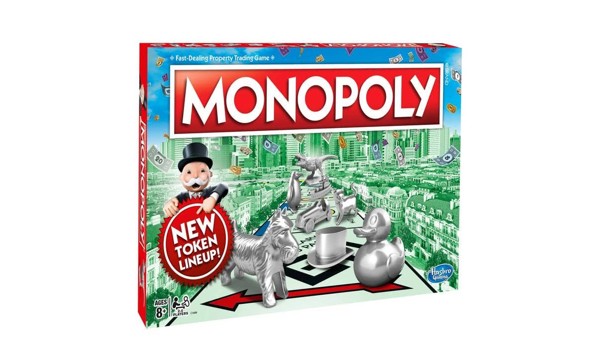 Monopoly - Classic Game - New Tokens