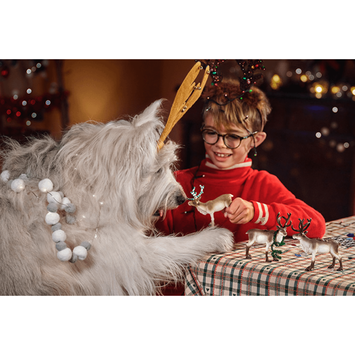 Schleich - Limited-Edition schleich® Holiday Reindeer Animal Figurine