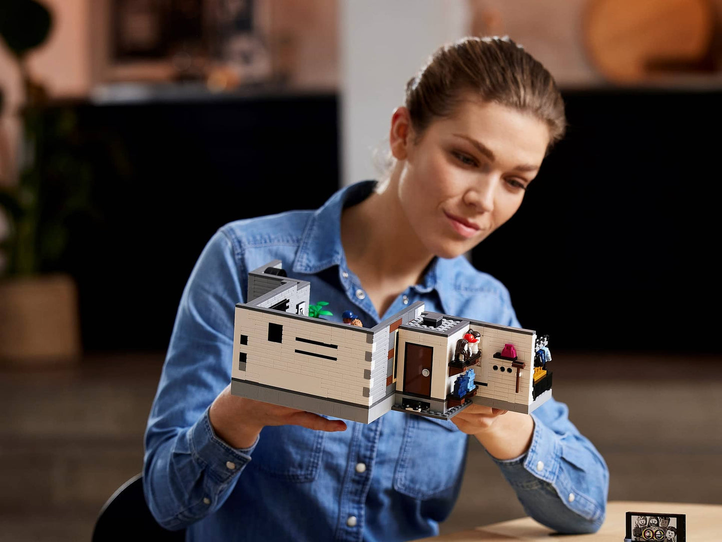 LEGO 10291 Queer Eye The Fab 5 Loft - ICONS