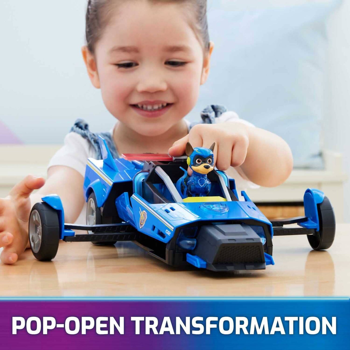 Paw Patrol - The Mighty Movie Chase’s Mighty Transforming Cruiser with Action Figure Lights And Sounds - Spin Master