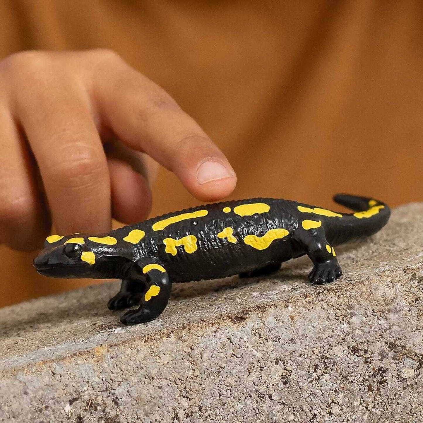 Schleich - Lifelike Fire Salamander Figurine for Nature Enthusiasts