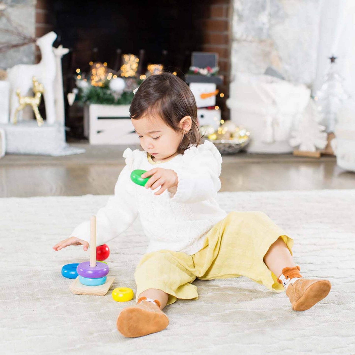 Melissa & Doug - Rainbow Stacker Classic Toy