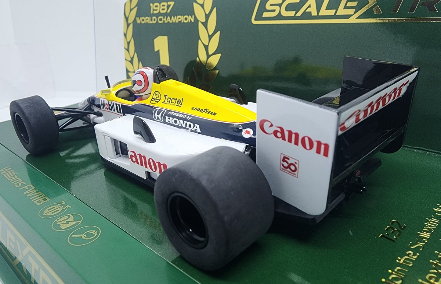 Scalextric C4309 Williams FW11 Nelson Piquet 1987 World Champion