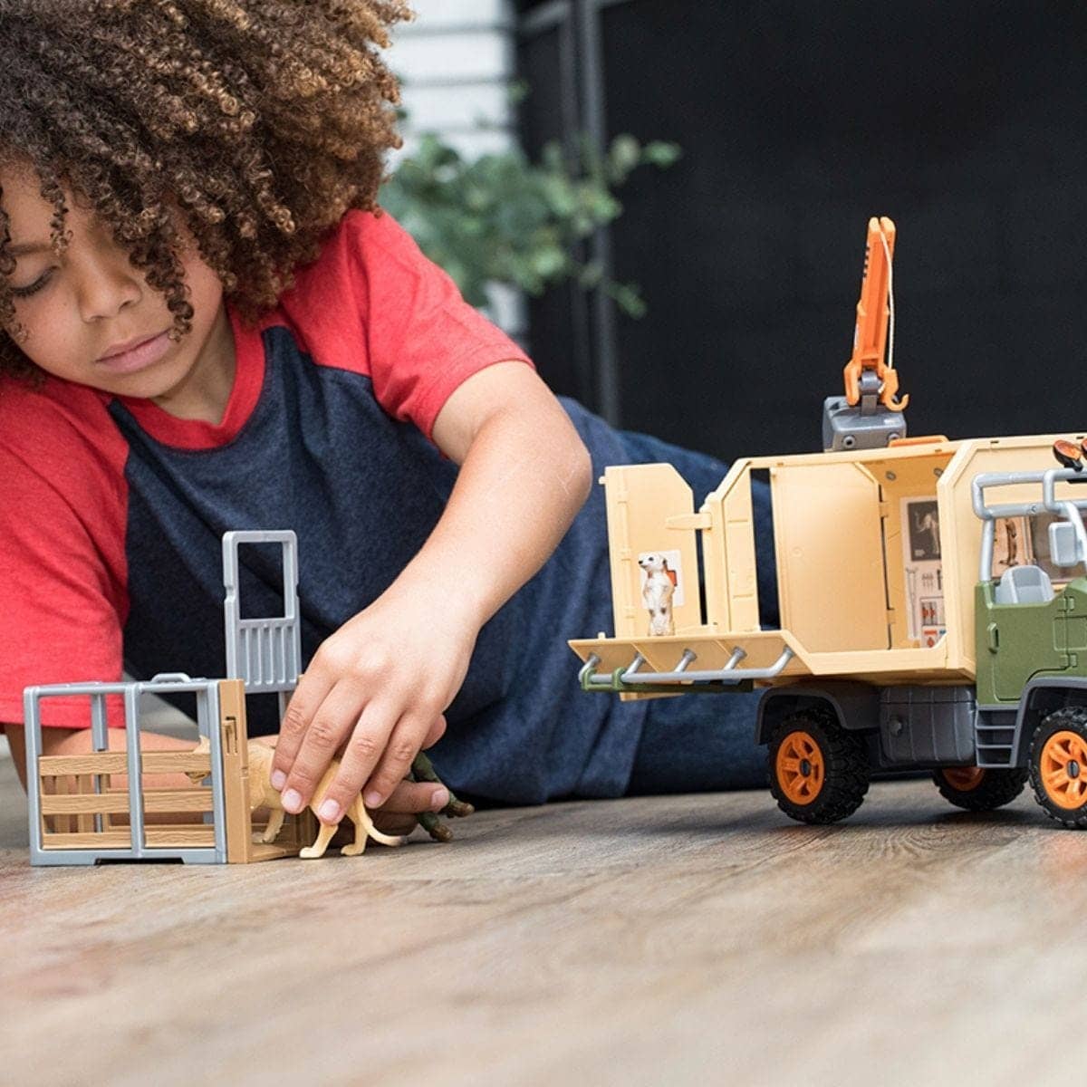 Schleich - Animal Rescue Large Truck   Wildlife Animal Figurine Playset Animal Playset