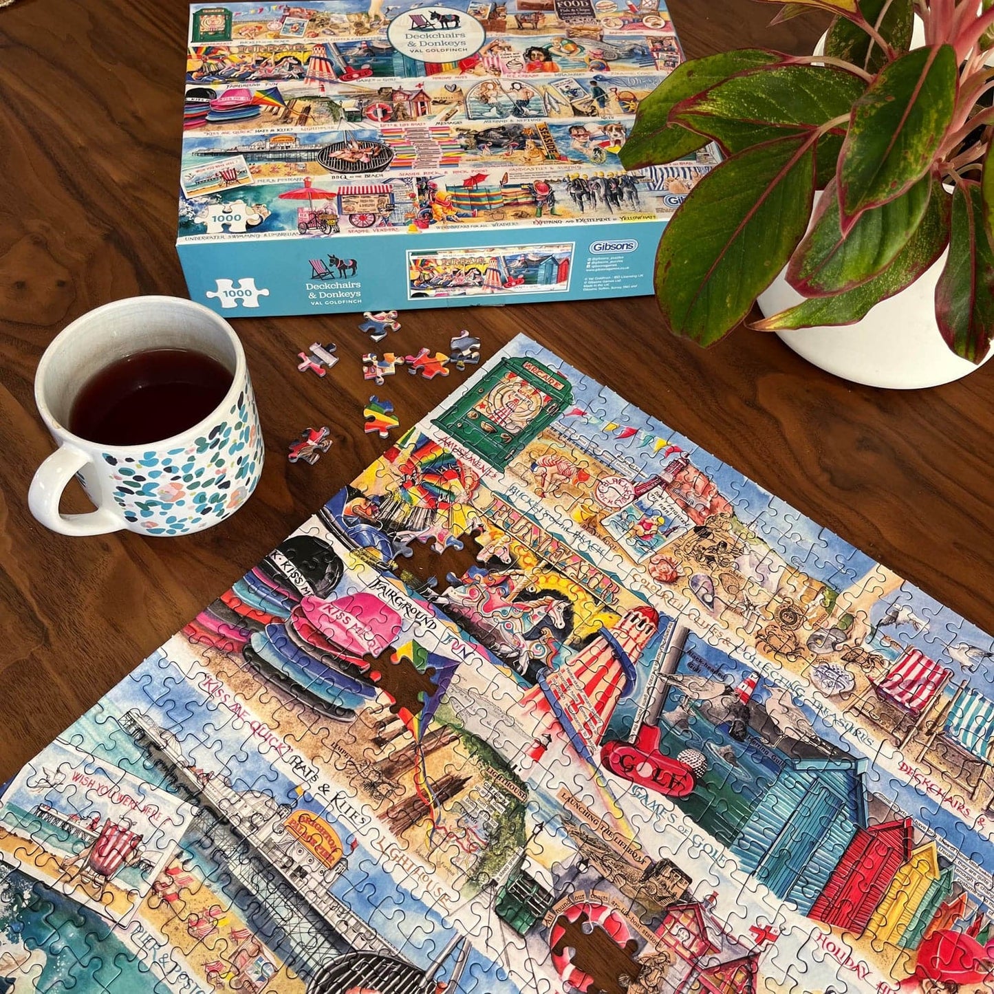 Gibsons - Deckchairs & Donkeys Jigsaw Puzzle 1000 Pieces