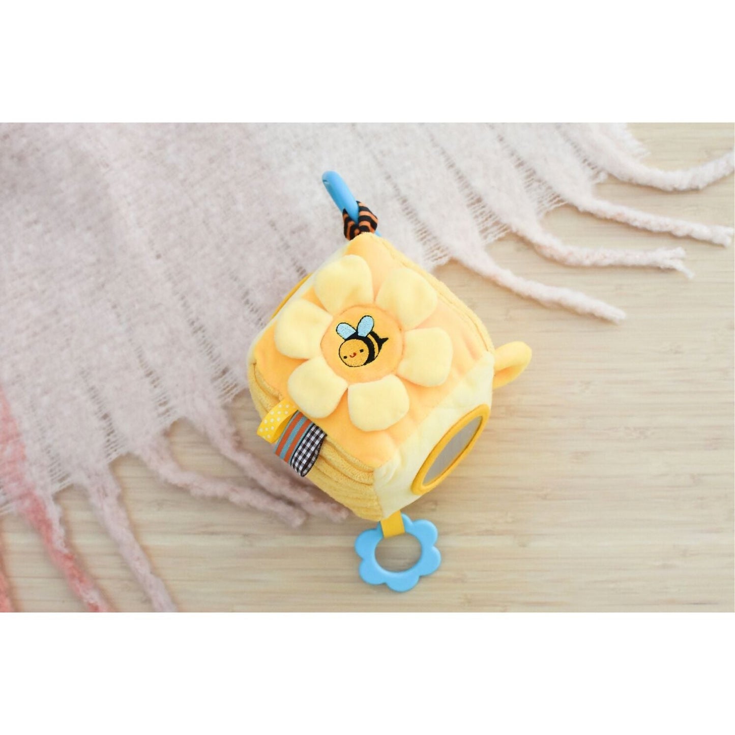 Koala Dream - Snuggle Buddy Hunny Bee Discovery Cube