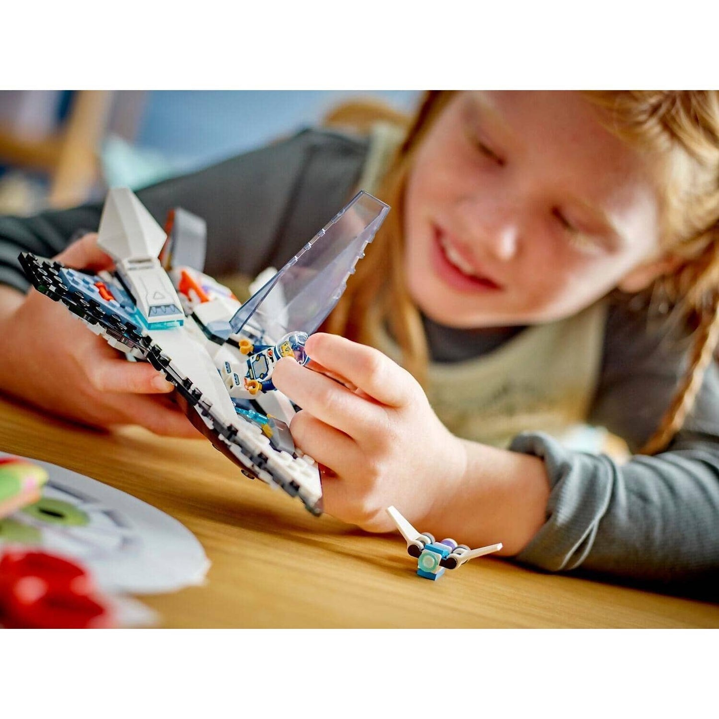 LEGO 60430 Interstellar Spaceship - City