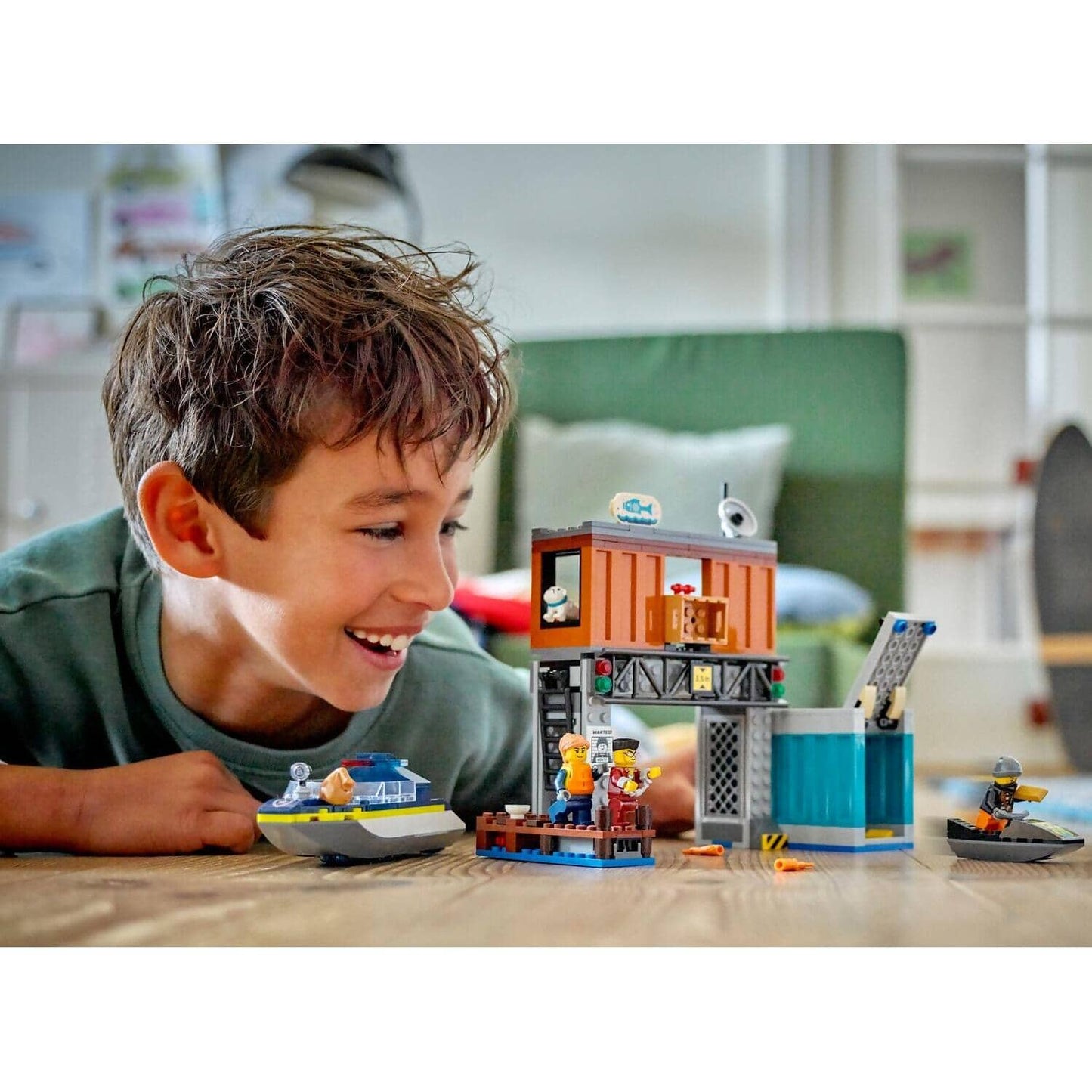 LEGO 60417 Police Speedboat and Crooks Hideout - City