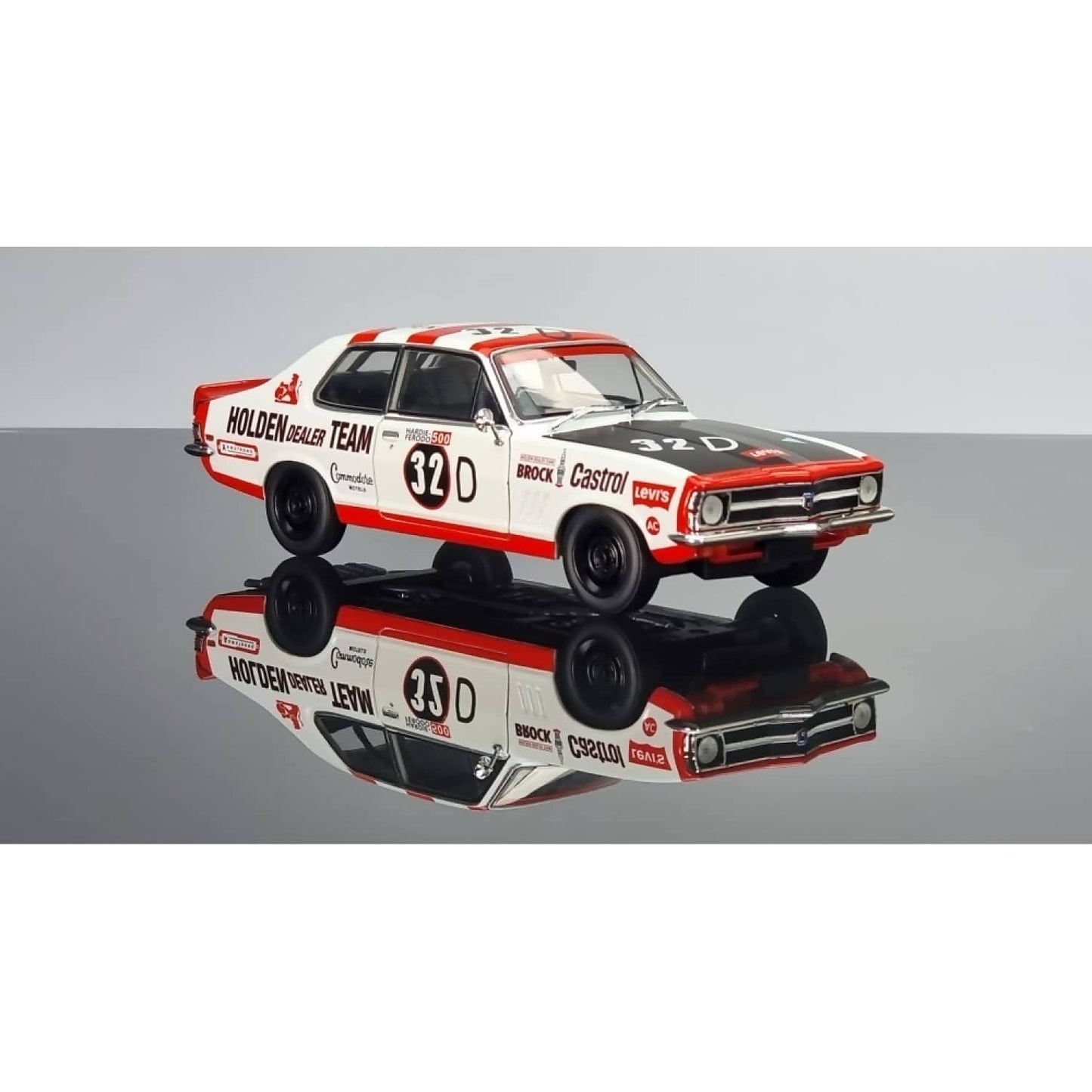 DDA Collectibles 1:24 Scale - #32D LC Torana Brock Race Car Detailed Opening Doors Bonnet & Boot - Diecast Model