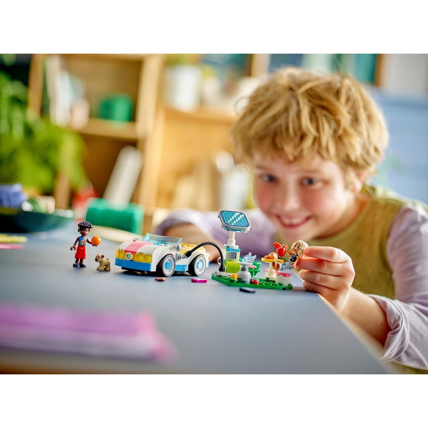 LEGO 42609 Electric Car and Charger - Friends