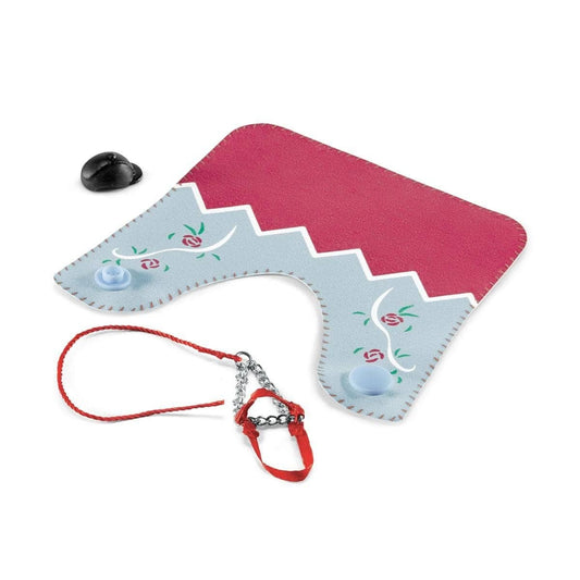 Schleich - Blanket &amp; Halter Horse Club Hannah &amp; Cayenne  Horse Club Animal Figurine Playset Accessory