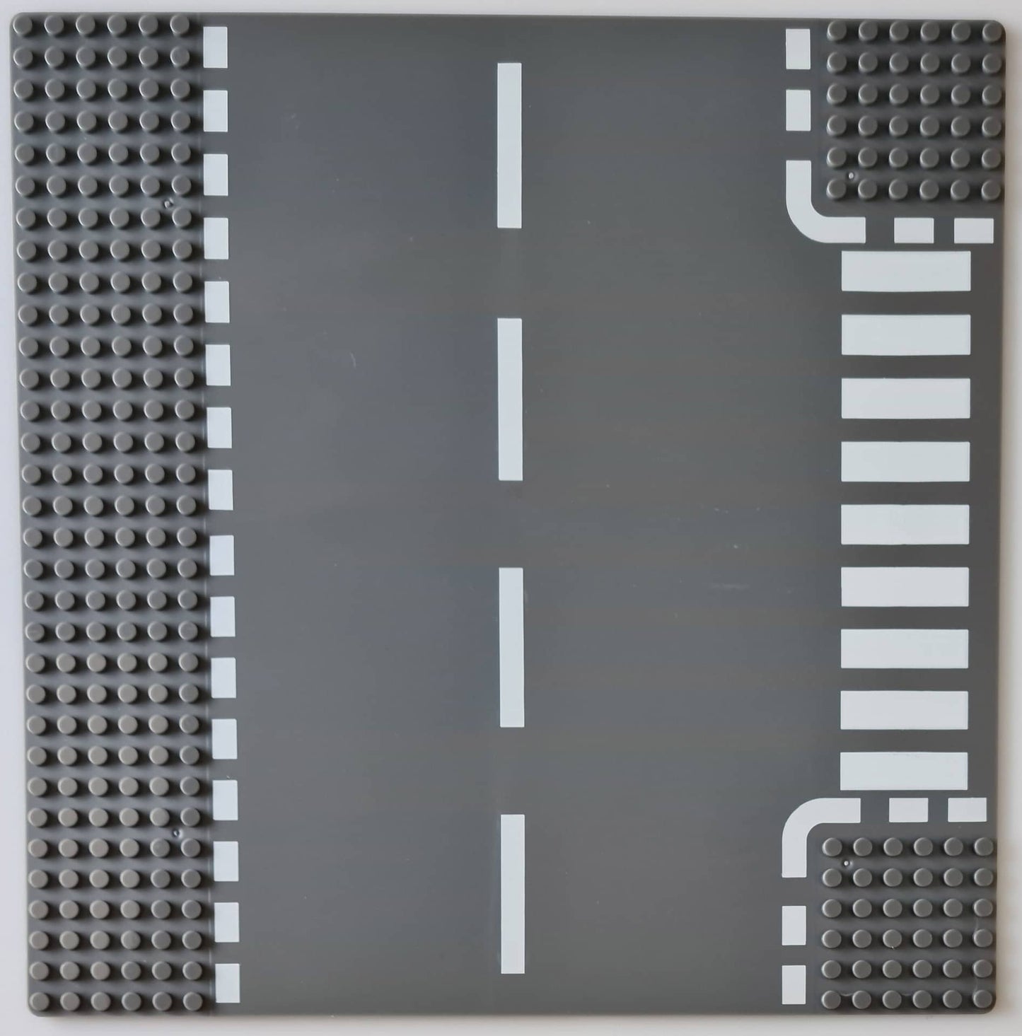 BASEPLATE T-junction 32x32 Studs Generic