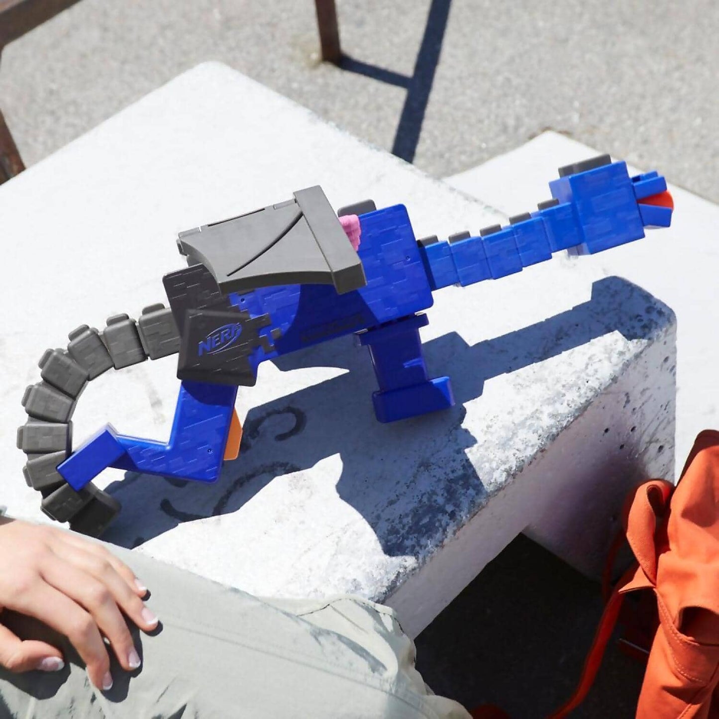 Nerf - Minecraft Ender Dragon Blaster And 12 Nerf Elite Foam Darts