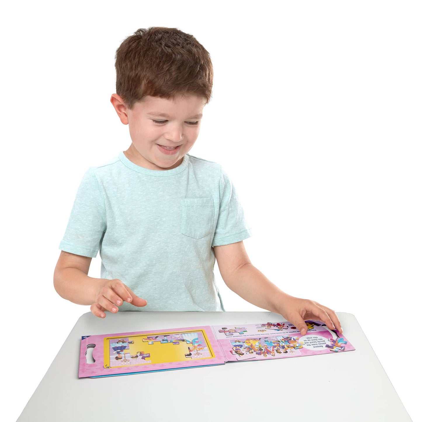 Melissa & Doug - Take Along Magnetic Jigsaw Puzzles - Princesses