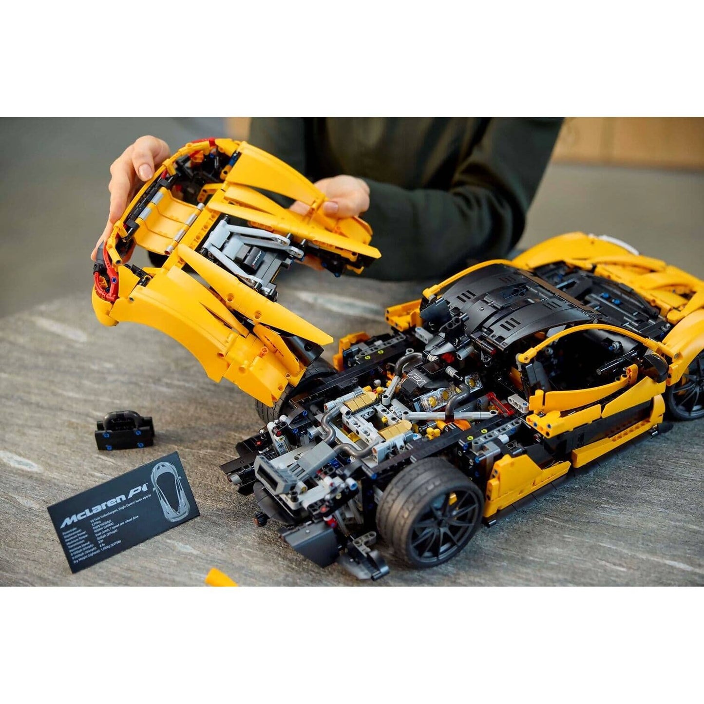 LEGO 42172 McLaren P1™ - Technic