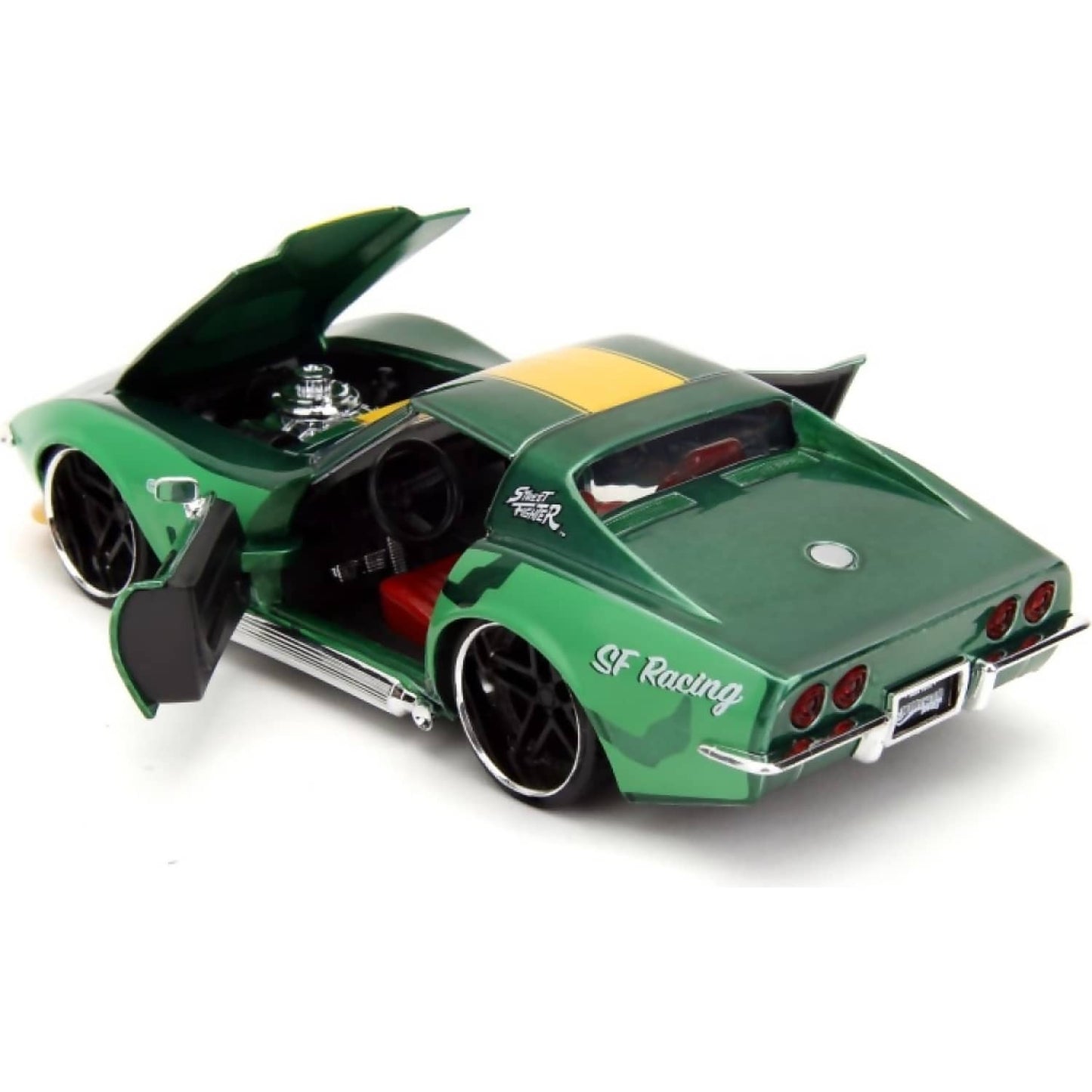 Jada Toys - Street Fighter1969 Chevrolet Corvette Stingray ZL1 with Cammy Figure 1:24 Scale Diecast Vehicle Figure Set