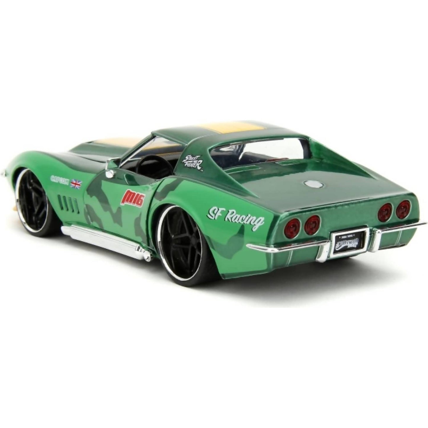 Jada Toys - Street Fighter1969 Chevrolet Corvette Stingray ZL1 with Cammy Figure 1:24 Scale Diecast Vehicle Figure Set