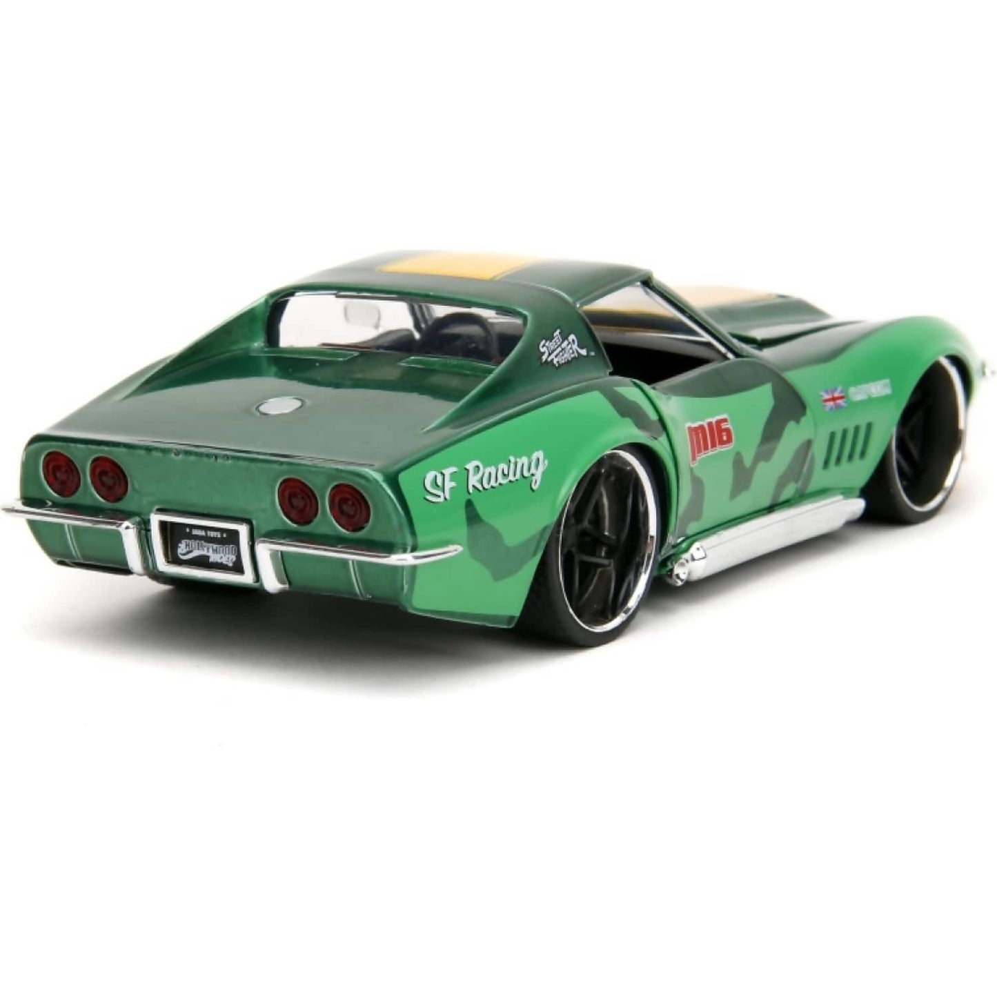 Jada Toys - Street Fighter1969 Chevrolet Corvette Stingray ZL1 with Cammy Figure 1:24 Scale Diecast Vehicle Figure Set