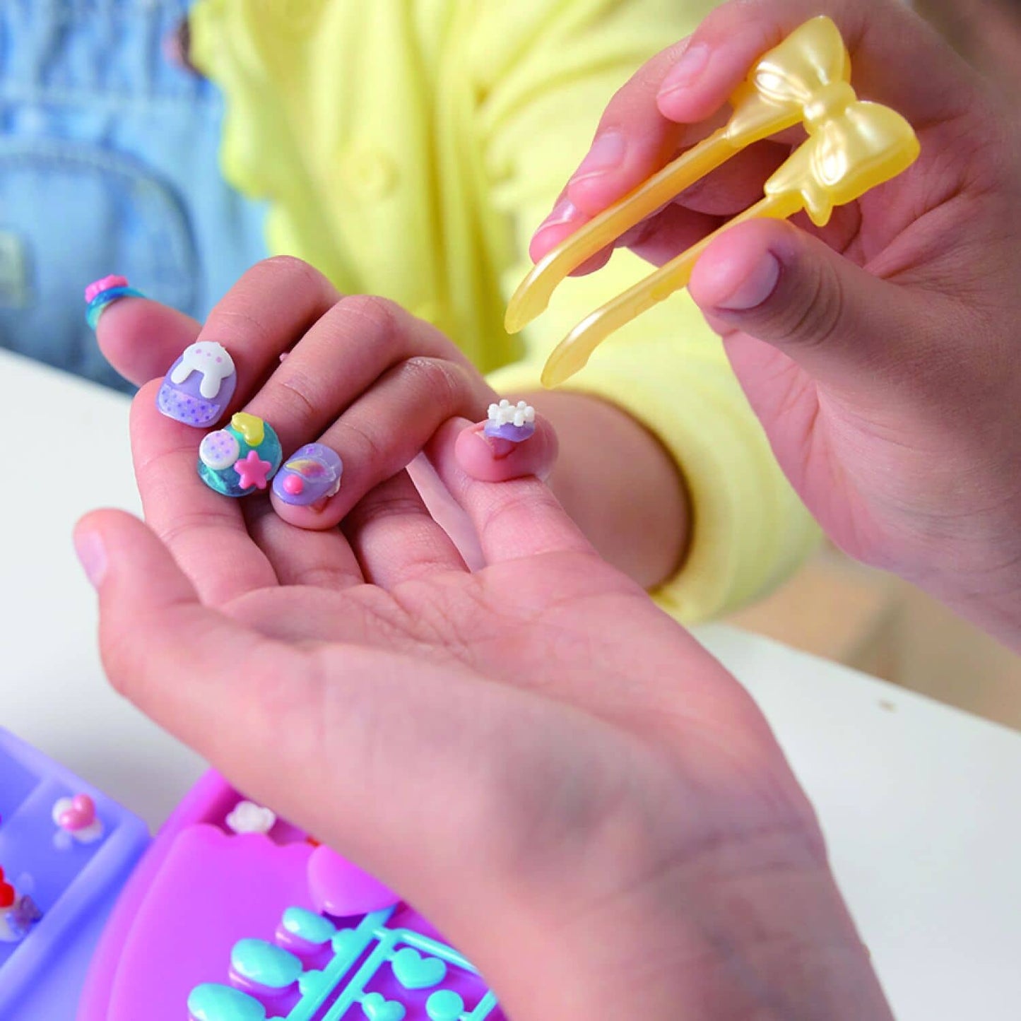 Aquabeads - Design N Display Nail Studio