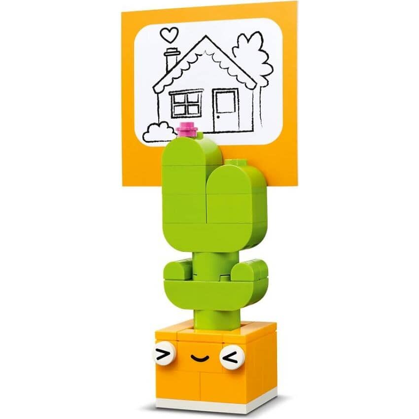 LEGO 11042 Creative Happy Box - LEGO Classic