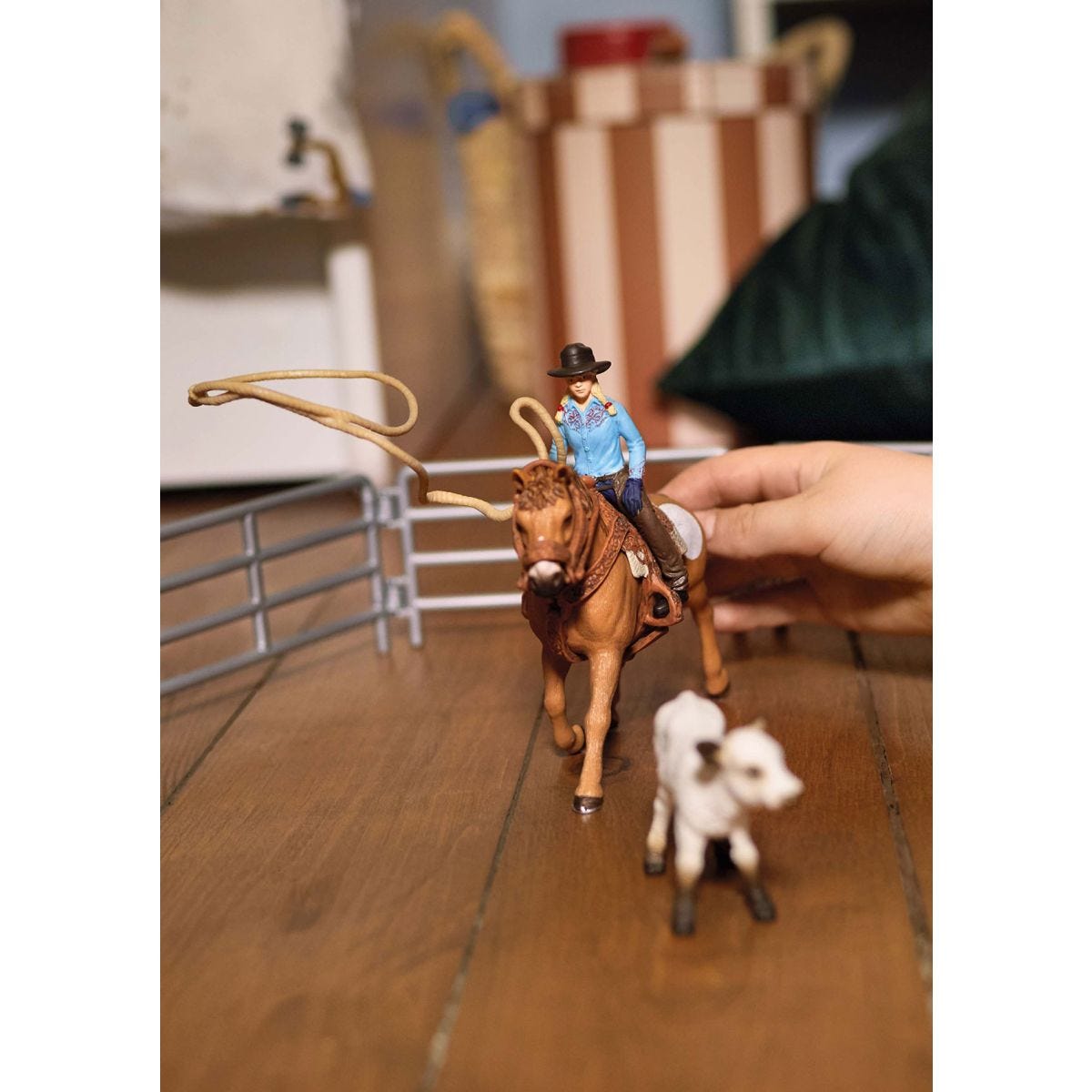 Schleich - Cowgirl Team Roping Fun Animal Playset