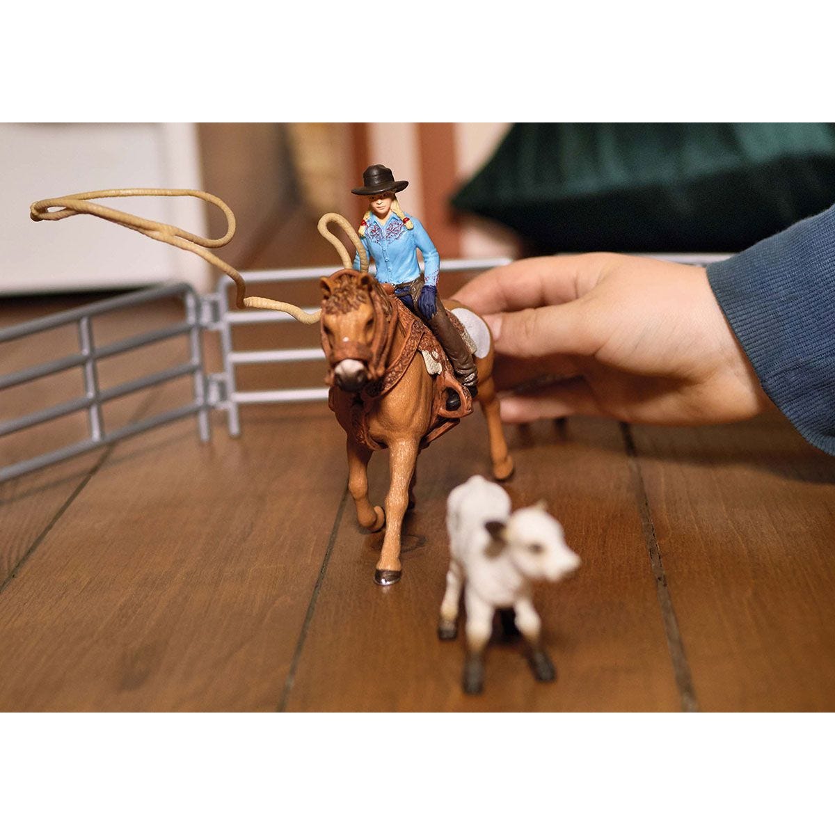Schleich - Cowgirl Team Roping Fun Animal Playset