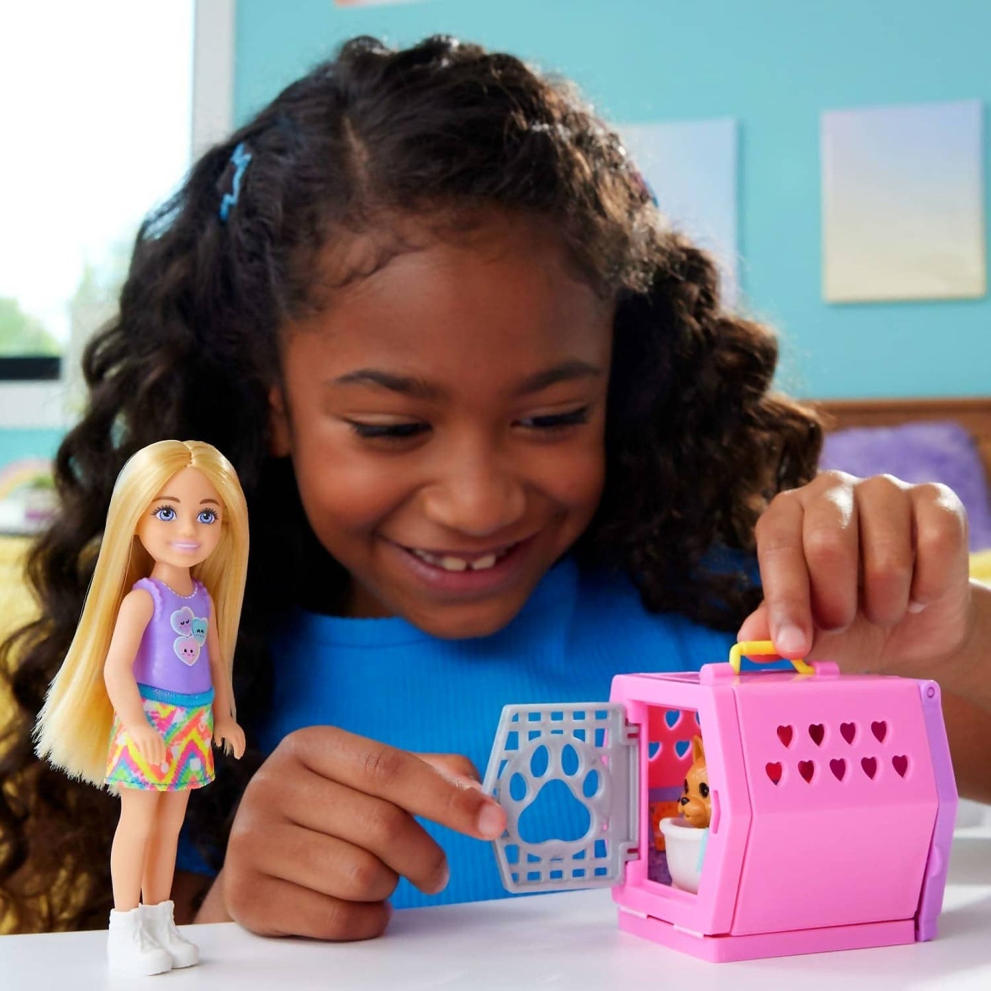 Barbie - Family & Friends Chelsea Puppy Carrier Playset