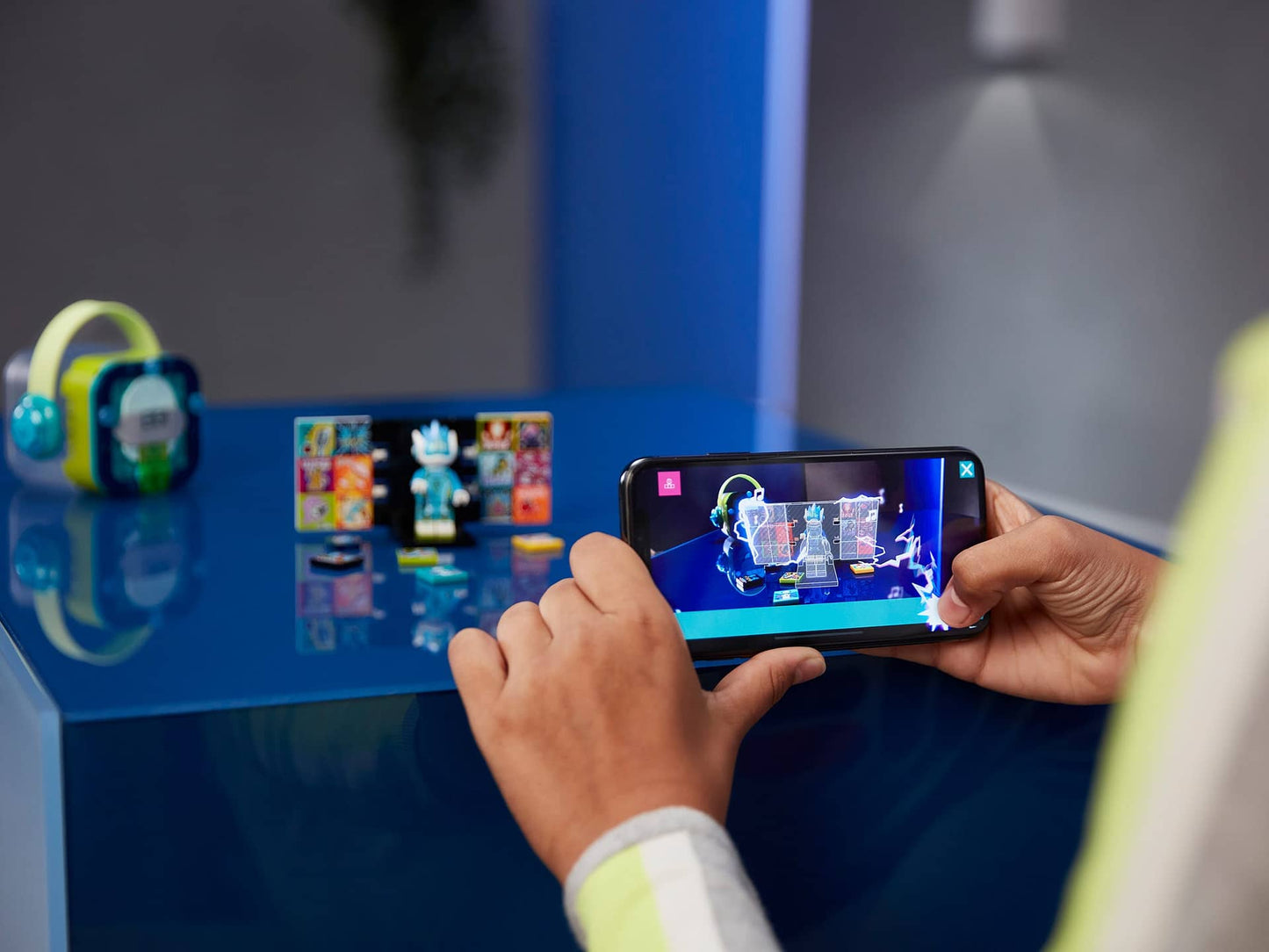 LEGO 43104 Alien DJ BeatBox - VIDIYO