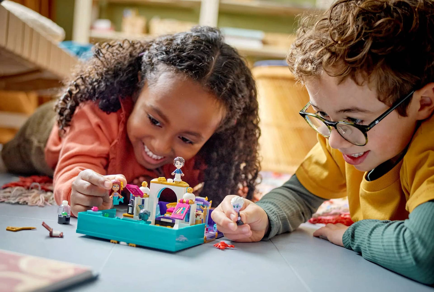 LEGO 43213 The Little Mermaid Story Book - Disney Princess