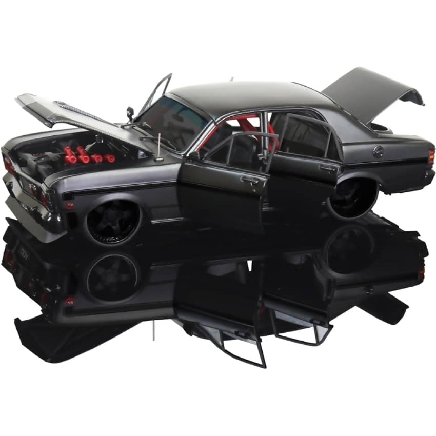 DDA Collectibles 1:24 Scale - 1969 Custom Ford XW Inferno Black - Diecast Model