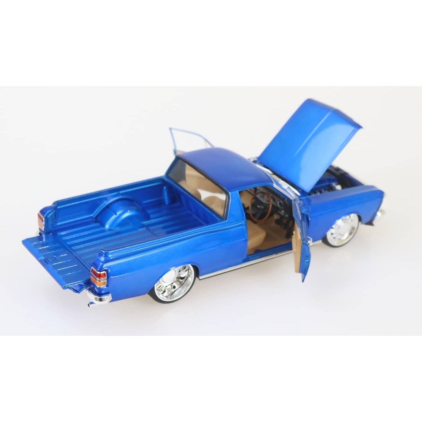 DDA Collectibles 1:24 Scale - Blue Custom XY Ford Falcon Ute - Diecast Model